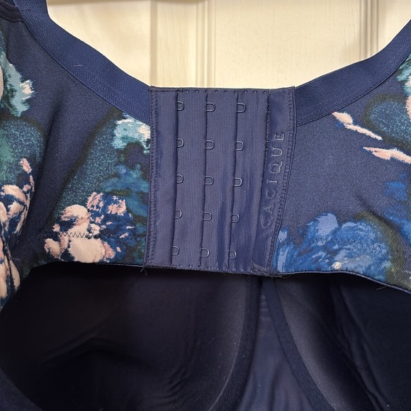 Cacique Lane Bryant Plus Size Floral Smooth Lightly Lined Balconette Bra 40K - Picture 6 of 7